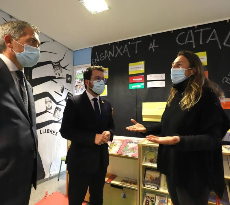La Generalitat dicta una orden para excluir al castellano del día a día en las escuelas