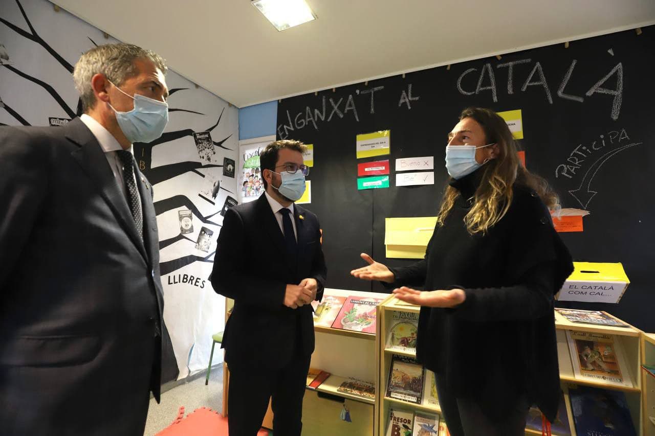 La Generalitat dicta una orden para excluir al castellano del día a día en las escuelas