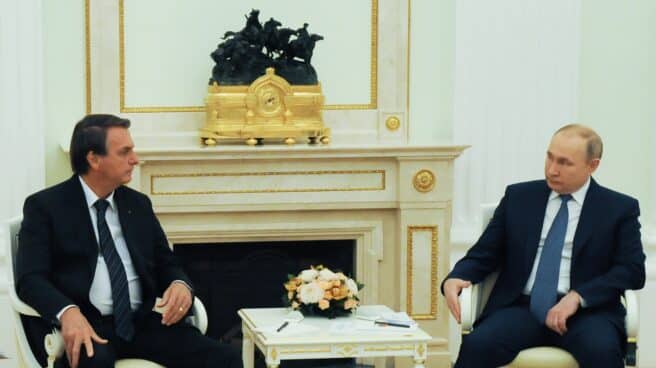 Jair Bolsonaro, presidente de Brasil, en su encuentro con el líder ruso, Vladimir Putin
