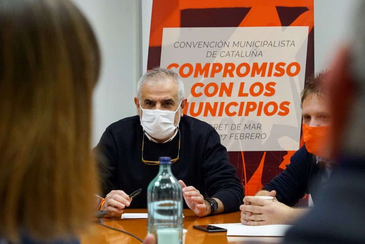 Cs busca rearmar su estructura local en Cataluña tras la debacle en Madrid y CyL