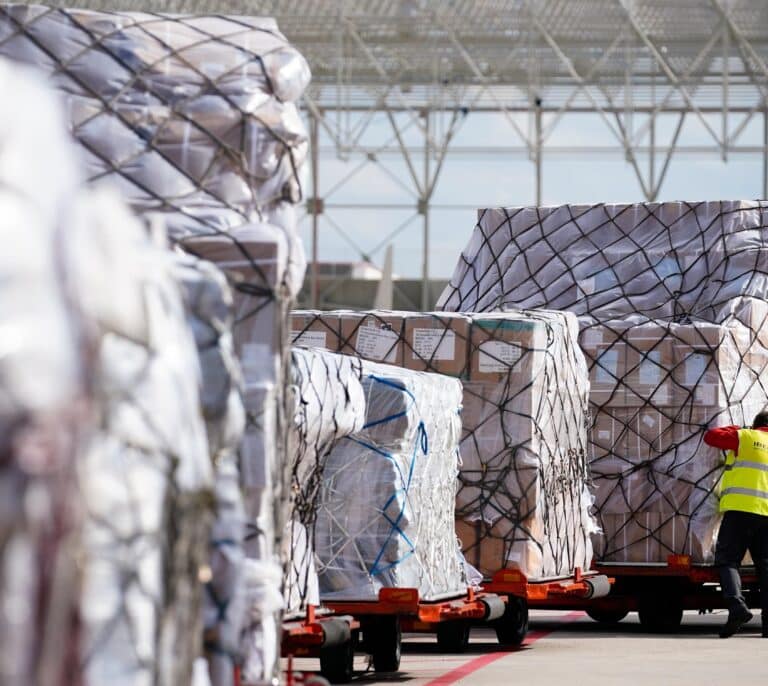 La reserva estratégica de Sanidad cuenta hoy con 466 millones de mascarillas y 955 respiradores