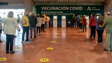 Un fallo informático permitió a 1.602 andaluces recibir la tercera dosis de la vacuna antes de tiempo