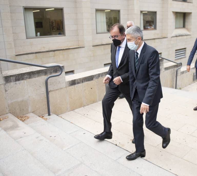 JUCIL pide a Interior aclarar el "escándalo" de los contactos con el entorno de ETA y no descarta ir a los tribunales