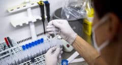 Virales en un laboratorio de microbiología.