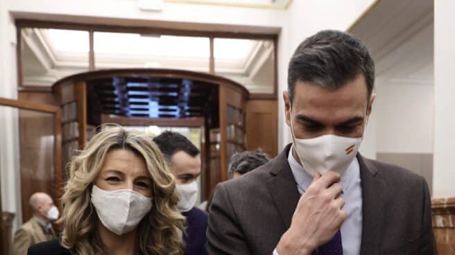 Pedro Sánchez y Yolanda Díaz a su llegada al pleno que convalidaba al reforma laboral Pedro Sánchez y Yolanda Díaz a su llegada al pleno que convalidaba al reforma laboral