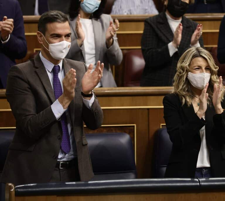Por la dignidad de la Cámara, repitan la votación