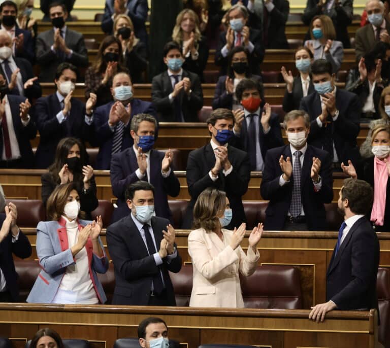 Pablo Casado, entierro en el Congreso