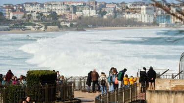 El viento y fuerte oleaje ponen este sábado en riesgo a 7 comunidades autónomas