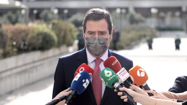 Primera reunión de 2022 de la Mesa de Diálogo Social para el Plan de Recuperación El presidente de la CEOE, Antonio Garamendi, en unas declaraciones ante los medios.