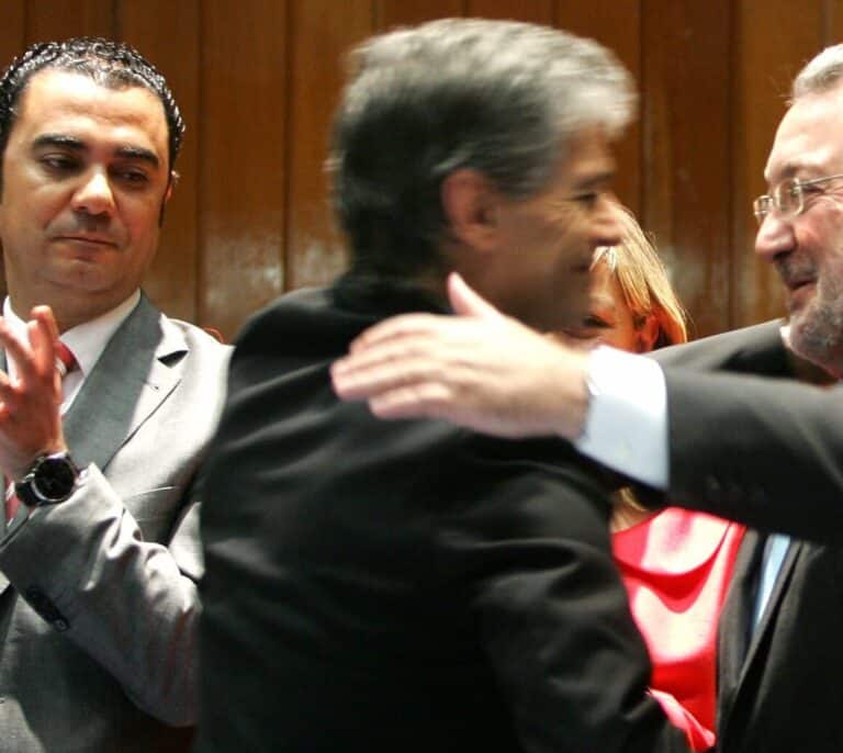 El juez ordena a la UDEF más diligencias antes de decidir si imputa al marido de la jefa de la Guardia Civil