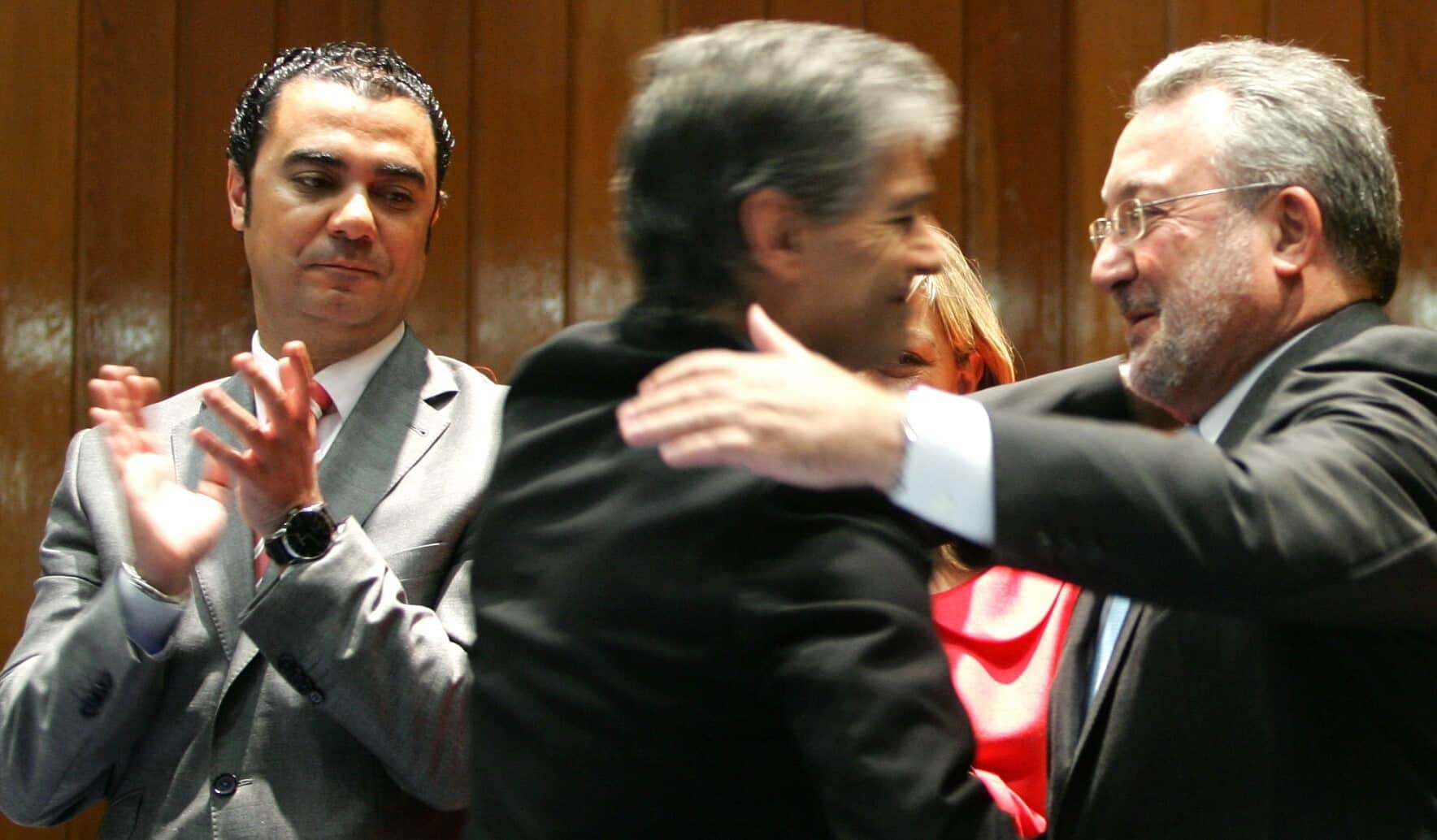 Juan Carlos Martínez (izquierda), en un acto junto al ex ministro Bernat Soria.