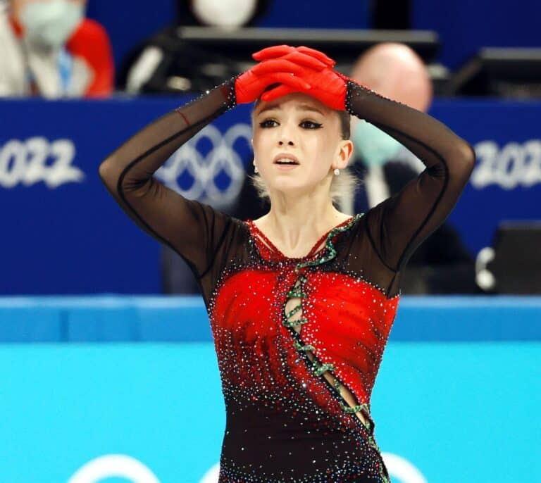 Shock en Pekín por el positivo por dopaje de Kamila Valieva, la zarina de 15 años orgullo del Kremlin