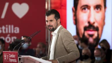 Tudanca anuncia su adiós tras el batacazo del PSOE de Castilla y León
