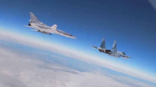 Rusia muestra músculo militar gracias a su alianza con Bielorrusia Dos aviones participan en las maniobras militares de Rusia y Bielorrusia