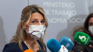 El Gobierno acuerda con sindicatos y empresarios prorrogar los ERTE de pandemia hasta el 31 de marzo