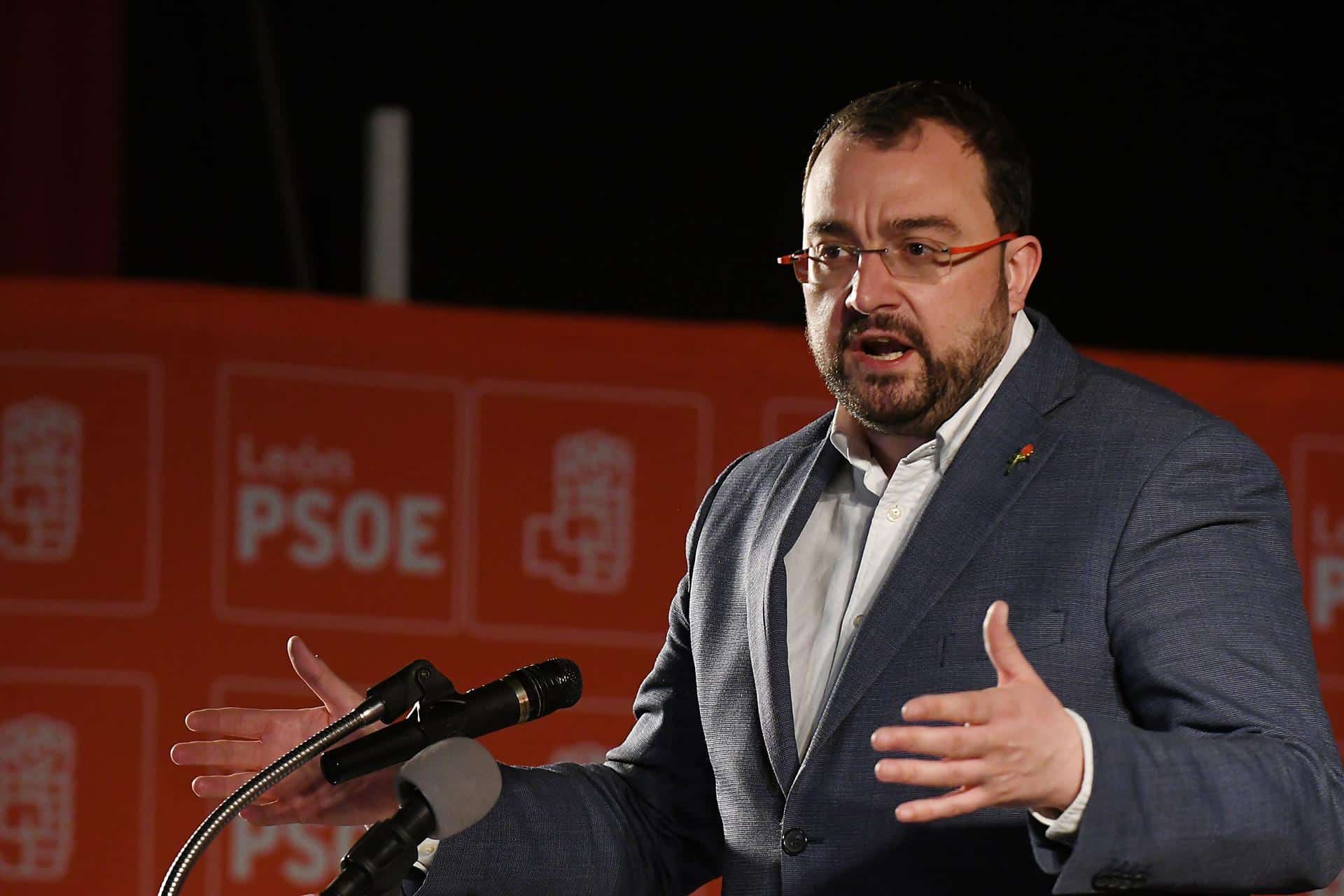 El presidente de Asturias, Adrián Barbón, en un acto de campaña del PSOE en Castilla y León.