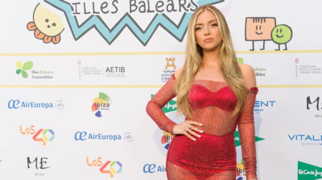 Ana Mena, en la alfombra roja de Los 40 Music Awards en Ibiza. Ana Mena, en la alfombra roja de Los 40 Music Awards en Ibiza.