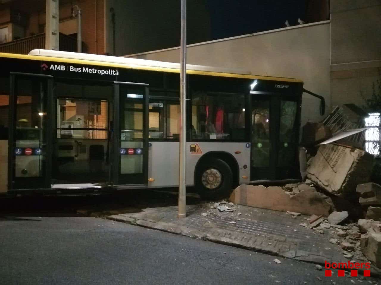 El autobús tras el accidente