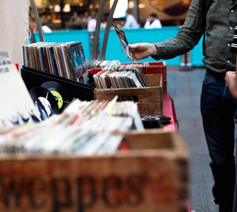 El 'boom' del vinilo, entre la escasez de petróleo y el negocio de las grandes compañías