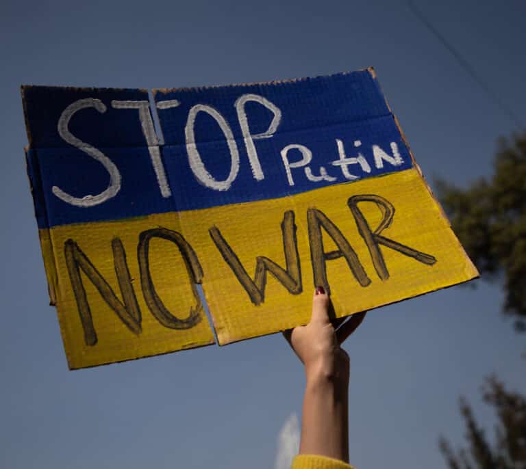 Las redes sociales se llenan de frases de 'No a la guerra' tras la invasión rusa en Ucrania