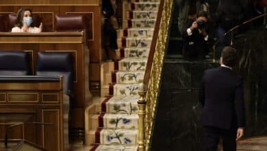 Casado pidió tiempo hasta julio "para dar la vuelta a las encuestas" que hunden al PP