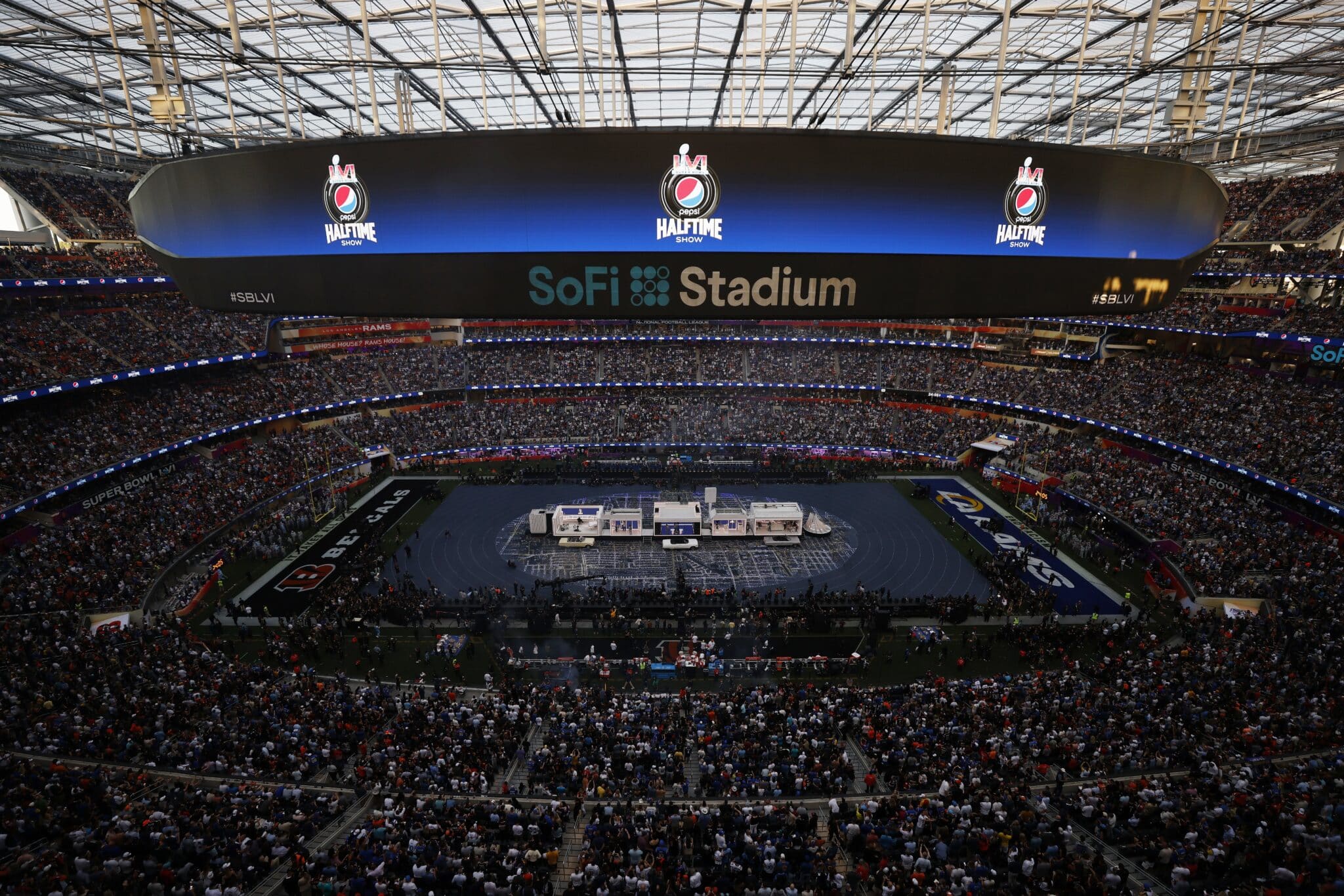 Espectáculo del descanso de la 56 edición de la Super Bowl LVI en el SoFi Stadium, Inglewood, California