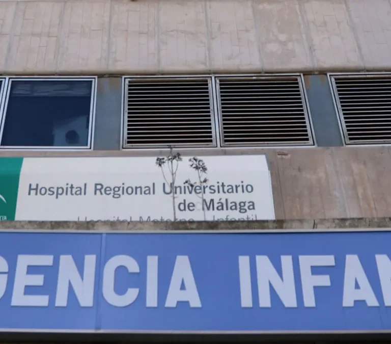 Ingresan a un bebé de 10 meses por posible ingesta de drogas en Málaga