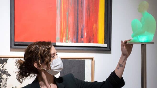 penalistas-cree-diligencias-investigacion-contrato-hermano-diaz-ayuso-abocadas-archivo La presidenta de la Comunidad de Madrid, Isabel Díaz Ayuso, en el Salón de Arte Moderno (SAM).