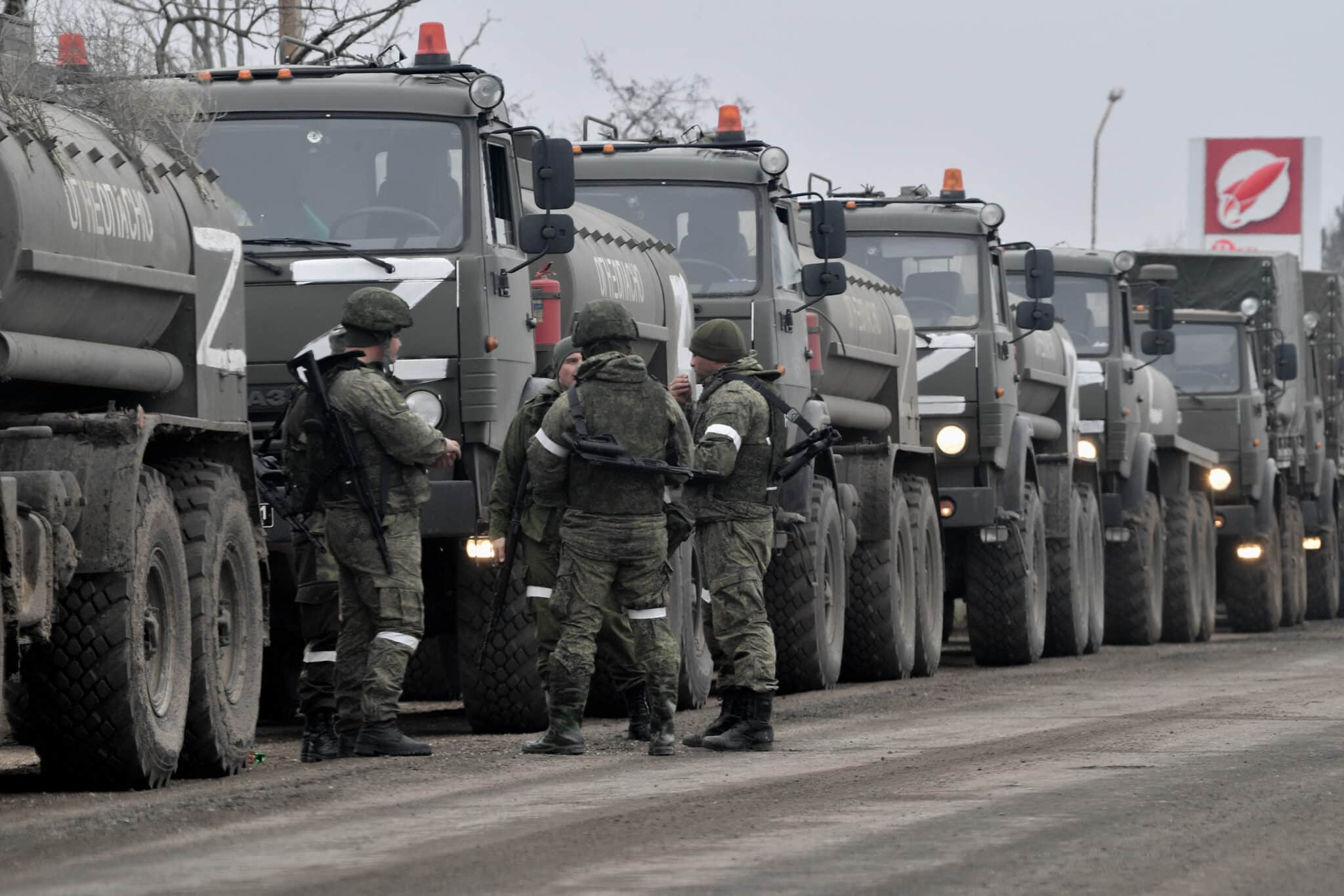 Канал военная операция. Колонна российских войск. Российские военные. Российские войска на Украине. Российский военнослужащий.