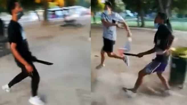 foto con machetes en zaragoza Fotogramas de la reyerta con machetes en Zaragoza en el parque Tío Jorge en 2020.