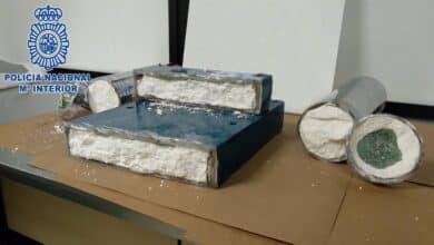 Tres detenidos con 100 kilos de cocaína en maletas en aeropuerto de Barajas