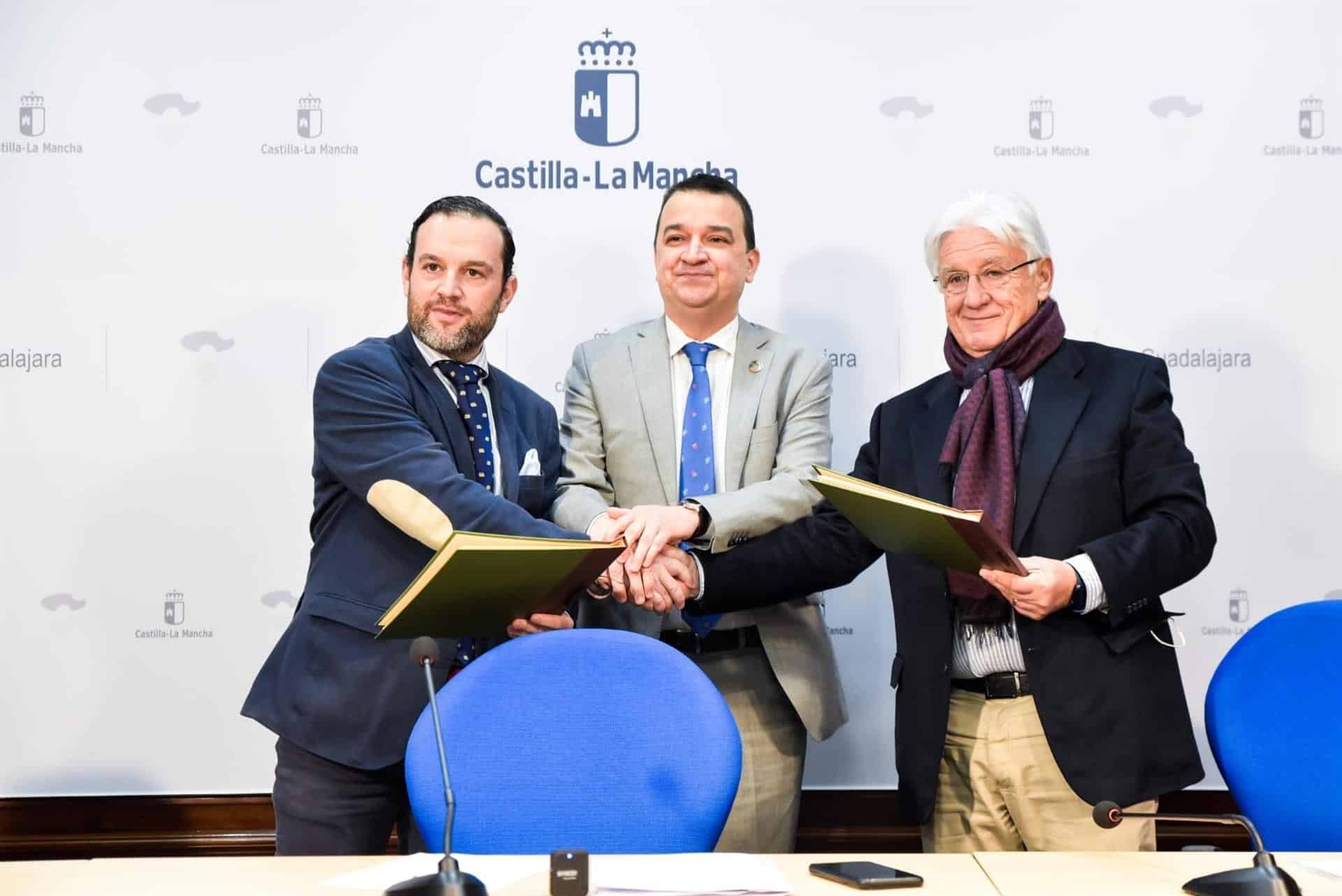 Acuerdo entre Prosegur Cash y la Red Castellanomachega de Desarrollo Rural (Recamder) para cajeros automáticos.