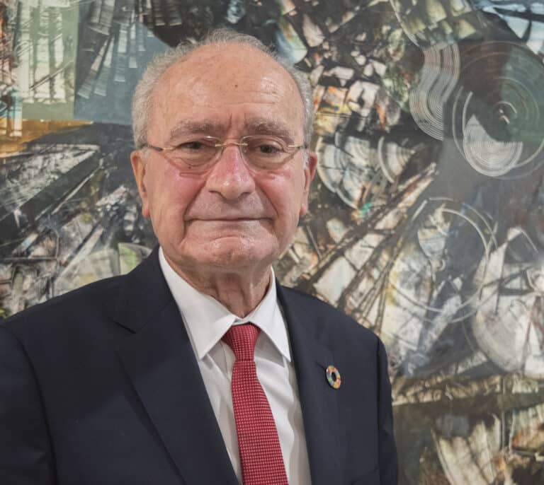 "No aplicaría el cordón sanitario a ningún partido. El diálogo tiene que ser con todos"
