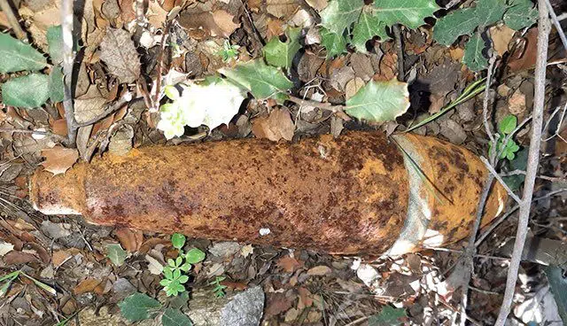 Un vecino localiza una granada de la Guerra Civil en Las Rozas (Madrid)