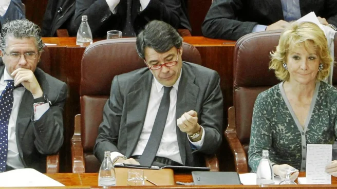 Mira, la empresa de detectives de la "Gestapillo" madrileña Granados, González y Aguirre, en la Asamblea de Madrid.