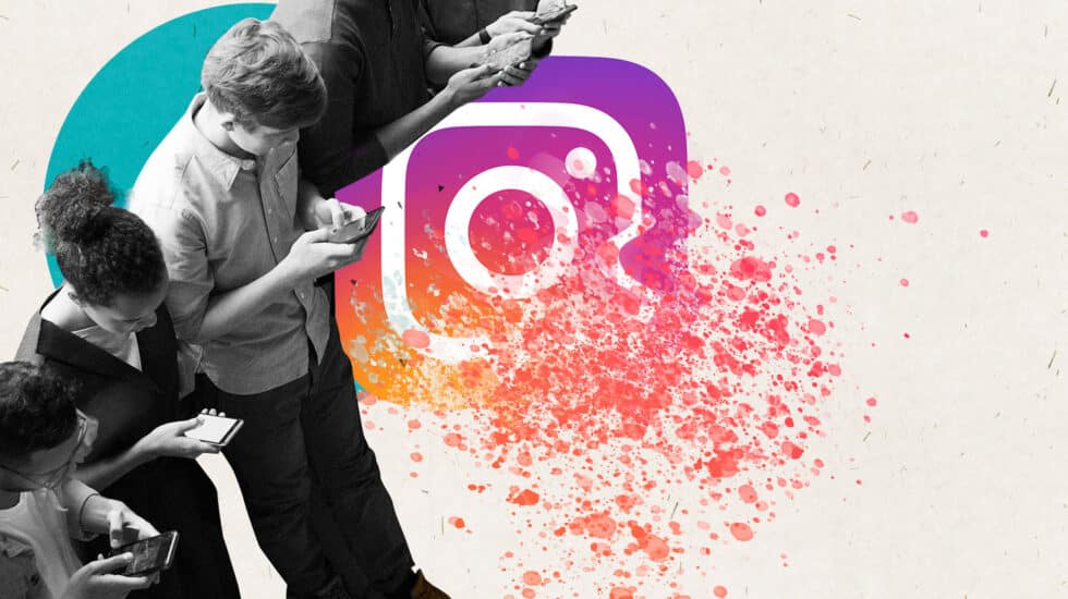 Imagen de jóvenes con los móviles en la mano y un logo de Instagram desintegrándose