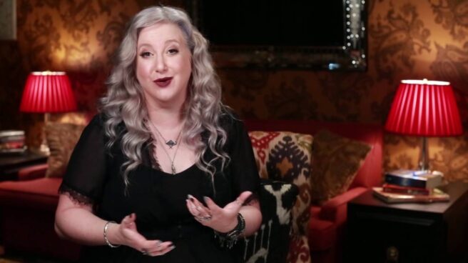 Leigh Bardugo ('Sombra y hueso'): "La televisión no reemplaza a la literatura" Leigh Bardugo