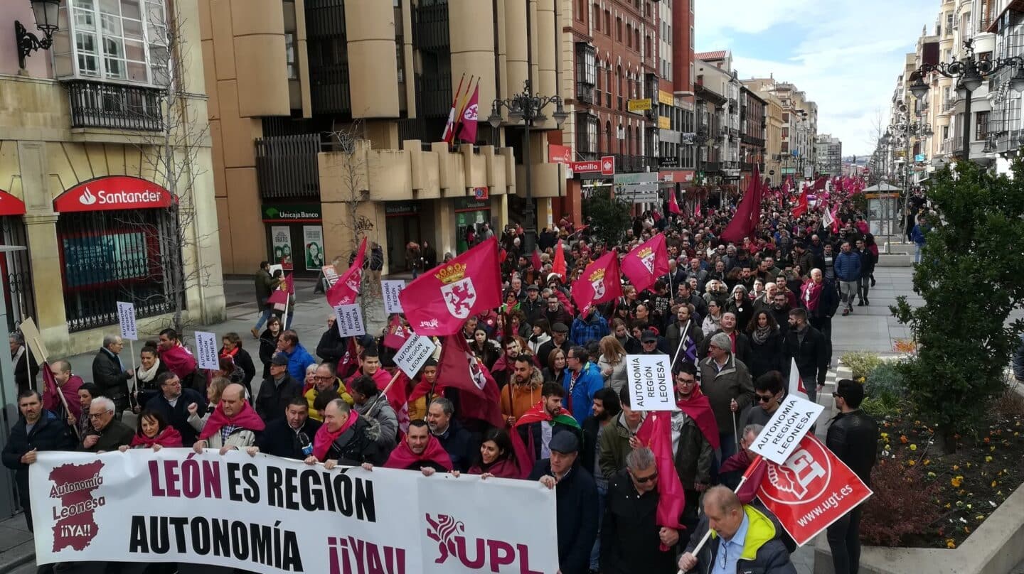 Manifestación a favor de la región leonesa, el 21 de febrero de 2021 en León.
