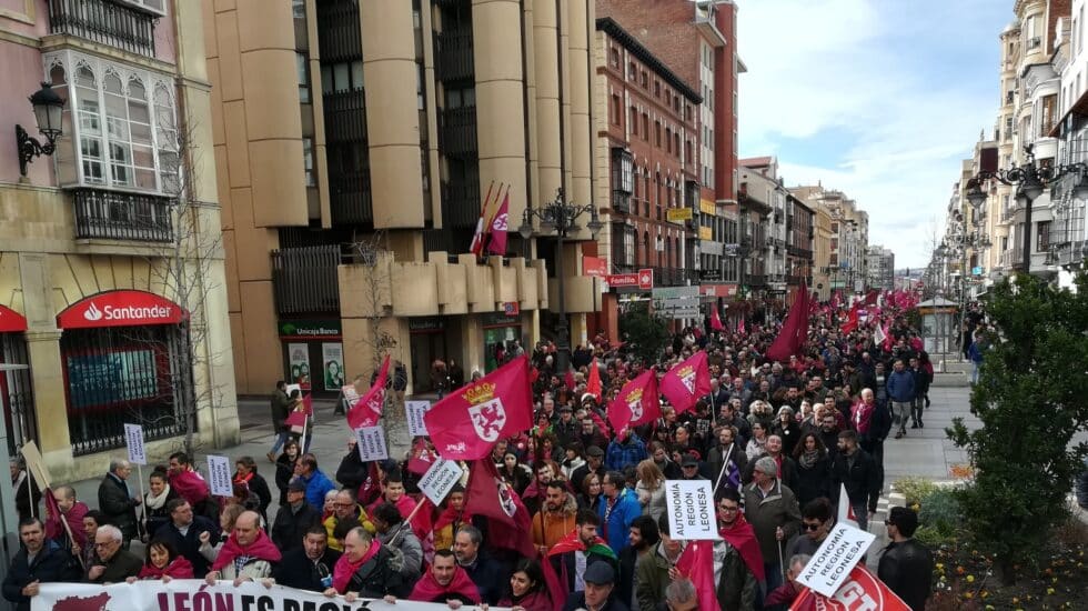 Manifestación a favor de la región leonesa, el 21 de febrero de 2021 en León.