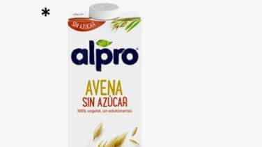 Las redes sociales sacan jugo al duro choque entre Ayuso y Casado