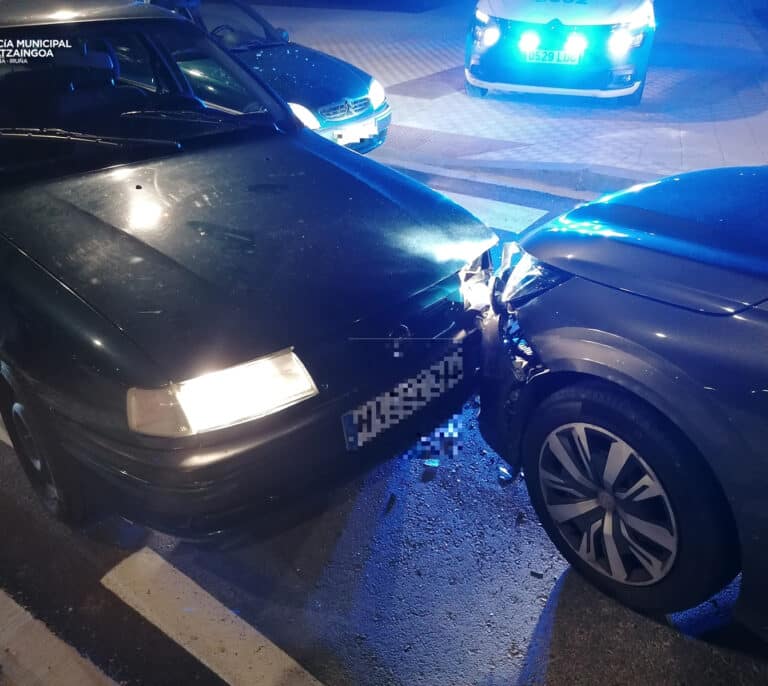 Cuatro policías municipales heridos en una persecución "temeraria" en Pamplona