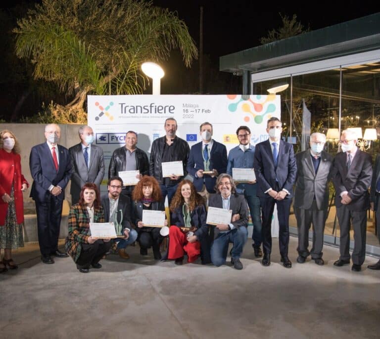 Francisco Carrión gana el premio de periodismo 'Foro Transfiere' por un reportaje en El Independiente