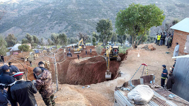 Rescate contrarreloj de Rayan, el niño de 5 años que cayó a un pozo de 32 metros en Marruecos Rescate contrarreloj de Rayan, el niño de 5 años que cayó a un pozo de 32 metros en Marruecos