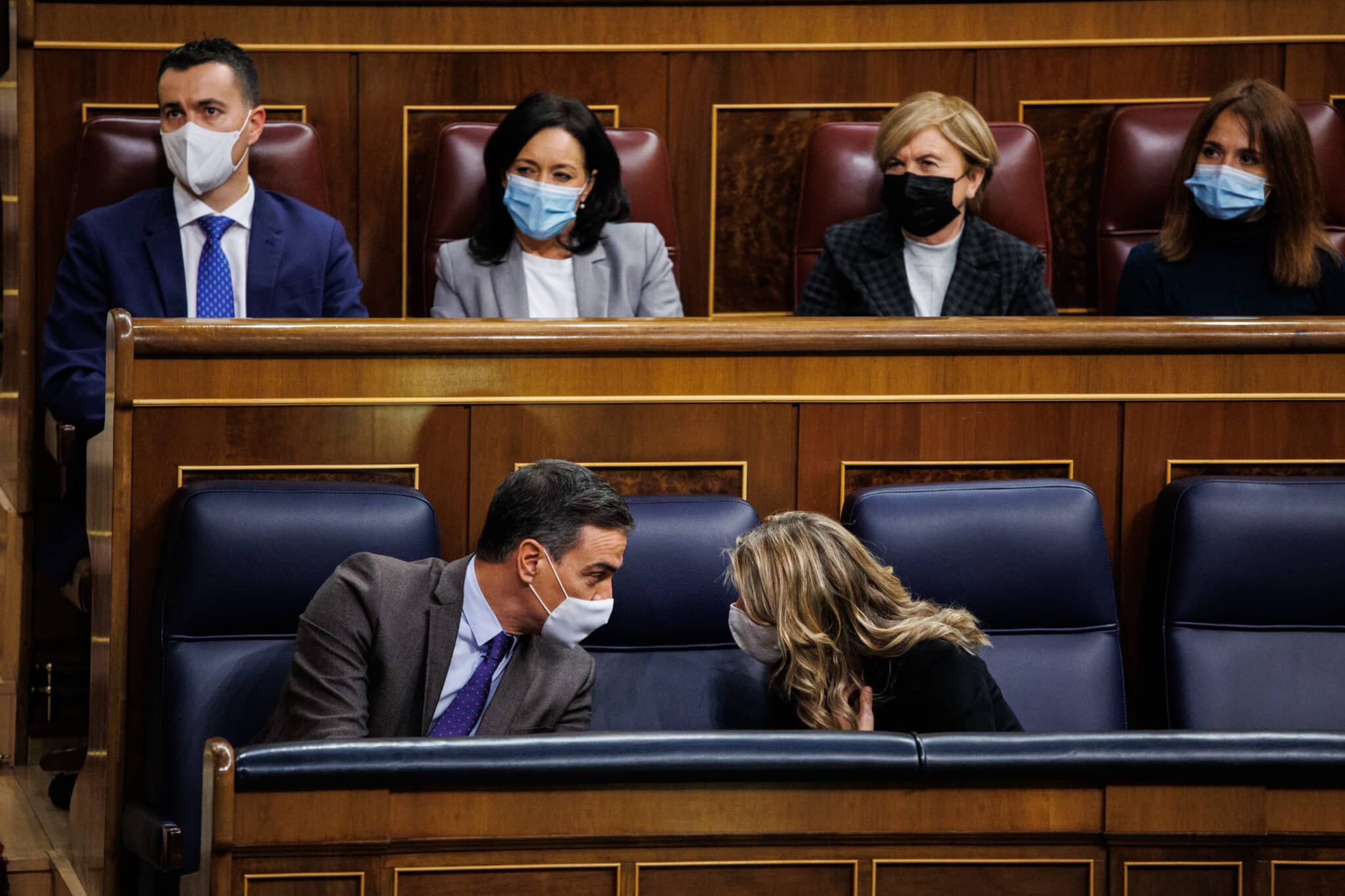 El presidente del Gobierno, Pedro Sánchez y la vicepresidenta segunda y ministra de Trabajo y Economía Social, Yolanda Díaz