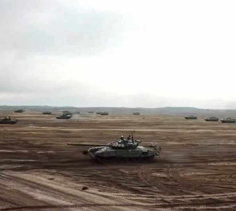 Rusia anuncia la retirada de parte de las tropas desplegadas en la frontera con Ucrania