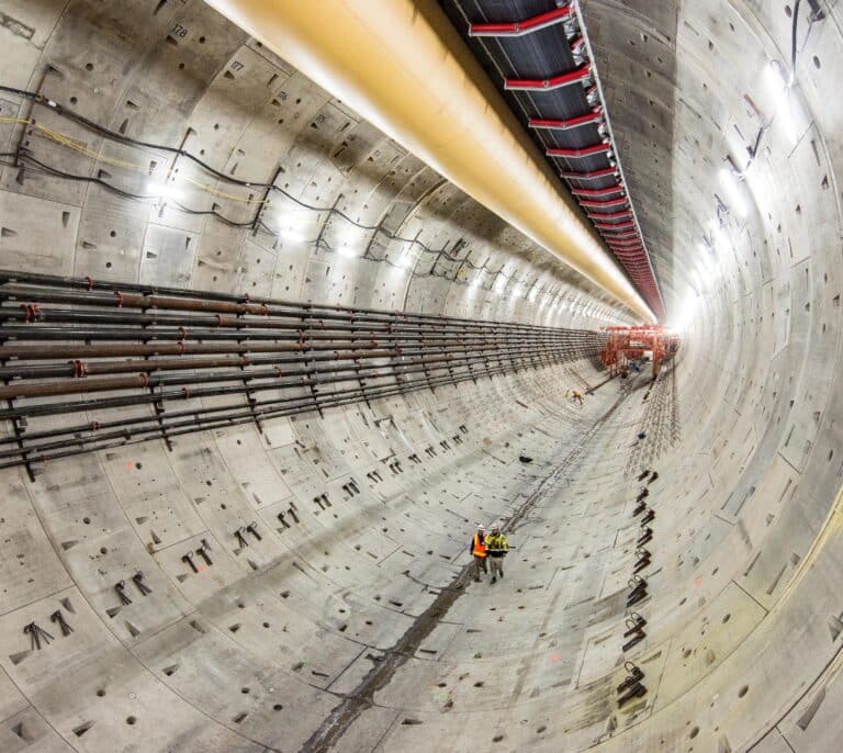 Las grandes constructoras españolas tienen el 75% de su negocio en el exterior