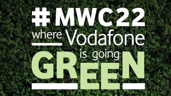 Vodafone “se cambia al verde” en el MWC y abandera la carrera por la sostenibilidad Cartel de Vodafone en el Mobile Wolrd Congress