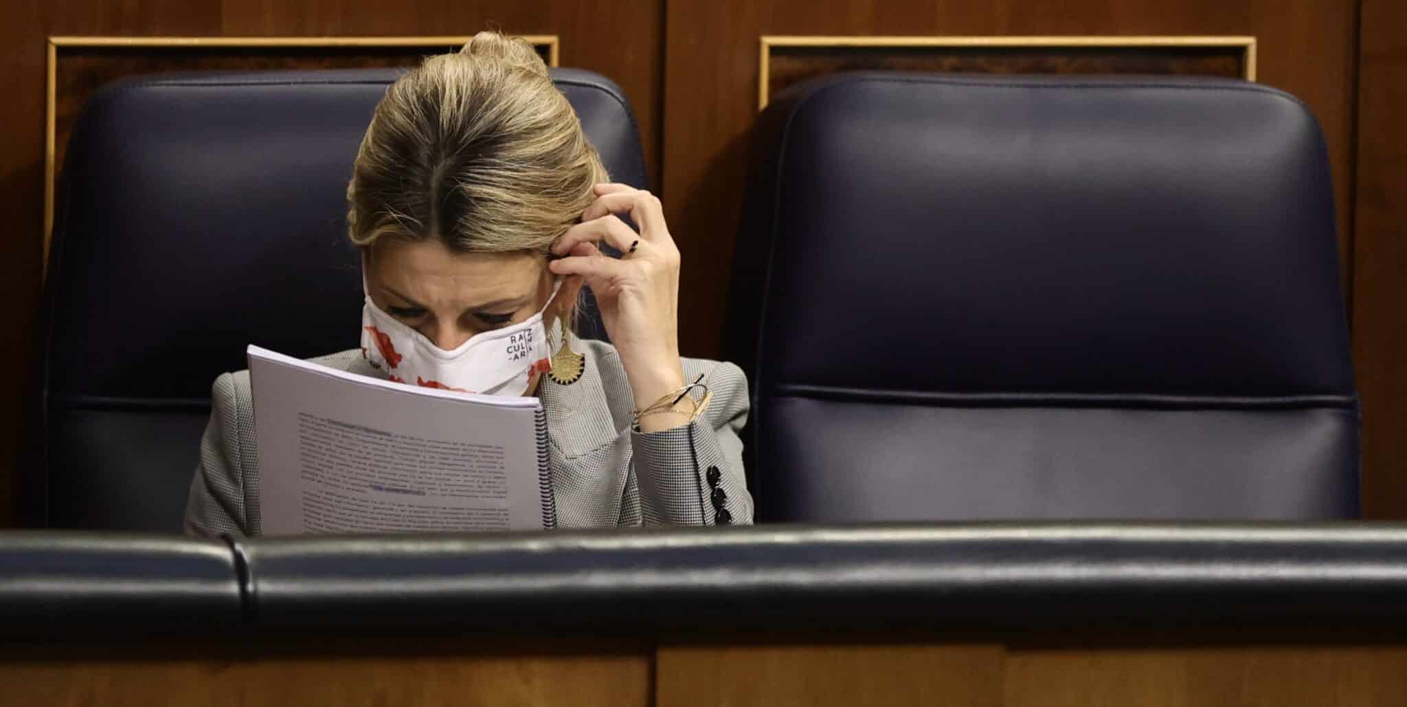 La vicepresidenta y ministra de Trabajo y Economía Social, Yolanda Díaz, en su escaño del Congreso.