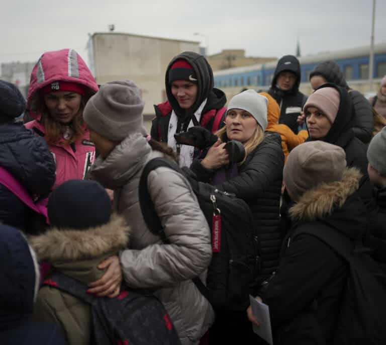 Euskadi se prepara para recibir 3.000 ucranianos: vivienda, ayuda económica y sanidad
