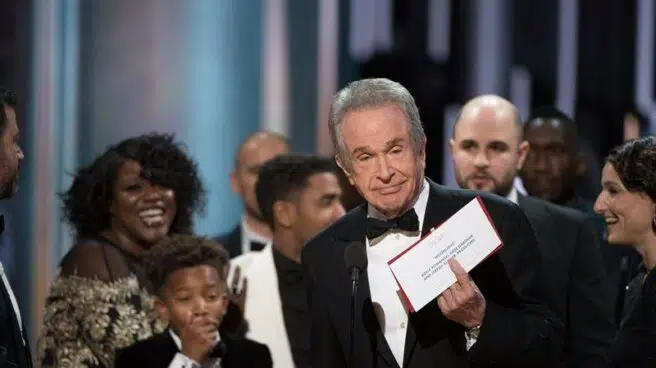 Del "¡Pedro!" de Penélope Cruz al error con 'La La Land', las mayores excentricidades de los Oscar